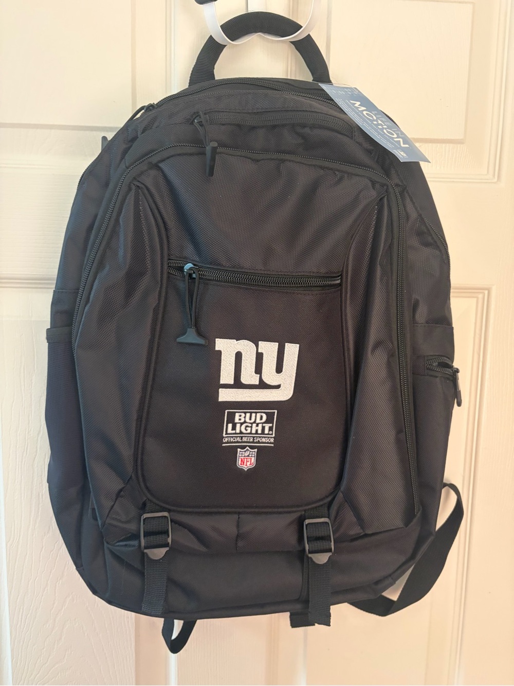 NWT Life in Motion New York Giants Bud Light Checkpoint Friendly Backpack